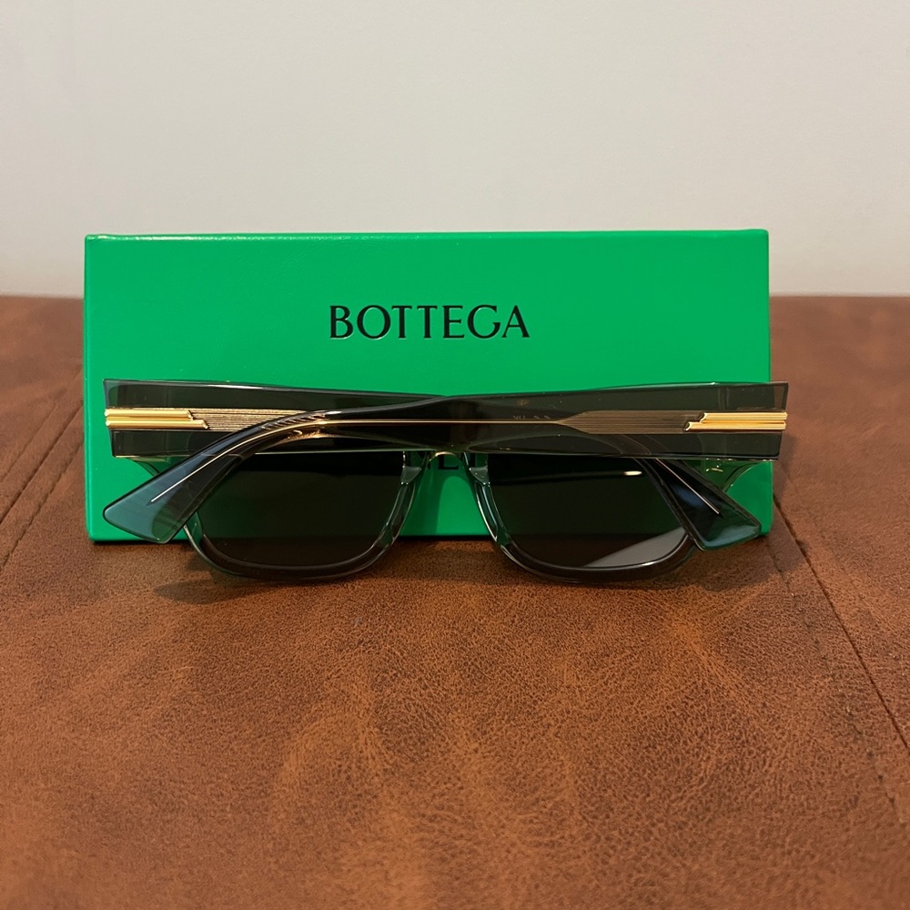 BOTTEGA VANETA Sunglasses BV1122S - Picture 6 of 8